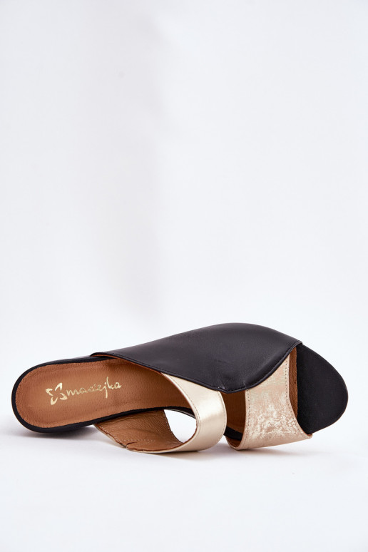 Plätud naturaalsest nahast Pealiste omad kõrge jämeda kontsaga Sellel onciejka 06943-25 Must-Kuldset värvi Plätud naturaalsest nahast Pealiste omad kõrge jämeda kontsaga Sellel onciejka 06943-25 Must-Kuldset värvi