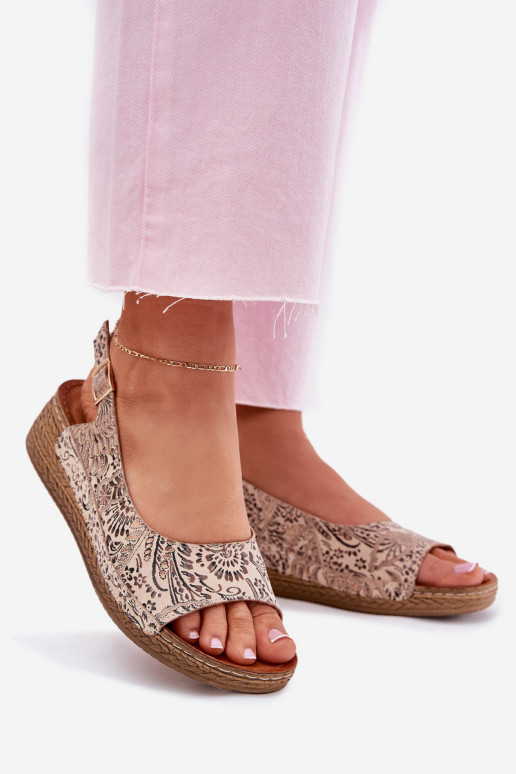 Pealistesandaalid Pealiste omad Kiilu peal Sellel onciejka L7069-04 beeži värvi Pealistesandaalid Pealiste omad Kiilu peal Sellel onciejka L7069-04 beeži värvi