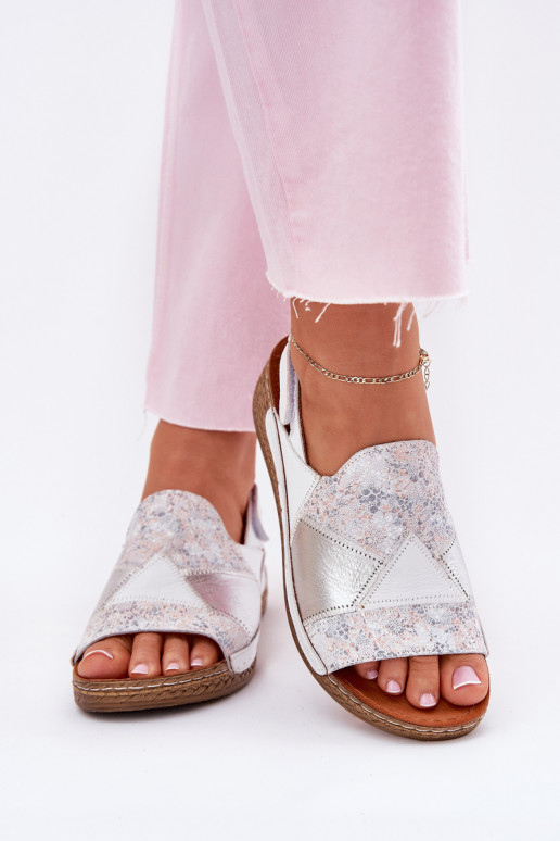 Pealistesandaalid Pealiste omad Kiilu peal Koos punutisega Sellel onciejka L7067-11 valget värvi Pealistesandaalid Pealiste omad Kiilu peal Koos punutisega Sellel onciejka L7067-11 valget värvi