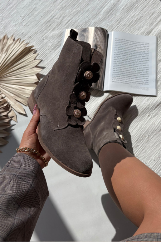 Seemisnahast kingad Pealiste omad Koos Ornatei Lillkami Zazoo 3085 beeži värvi Seemisnahast kingad Pealiste omad Koos Ornatei Lillkami Zazoo 3085 beeži värvi