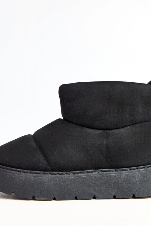 Mustad soojustatud talvesaapad...