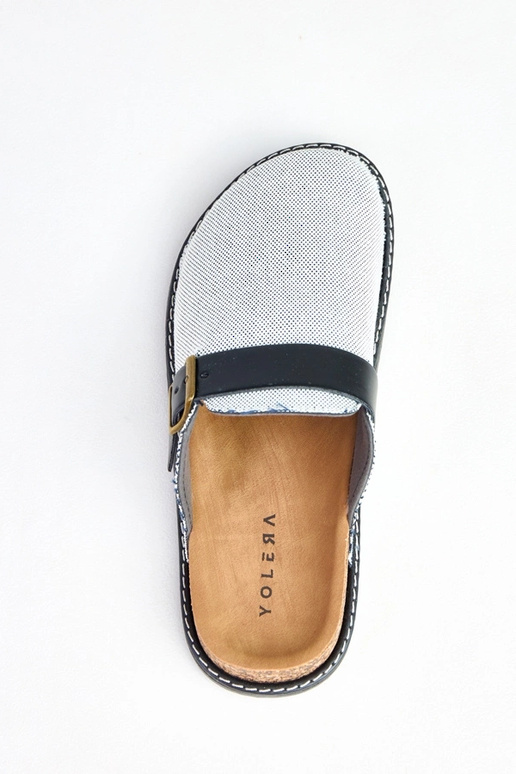 Mustad sussid korkplatvormil pandliga... Mustad sussid korkplatvormil pandliga...