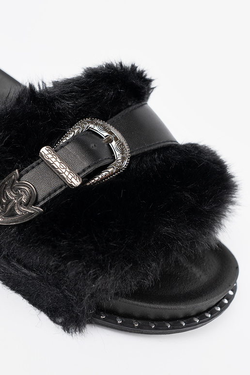 Sussid z ekofutra z dekoracyjną klamrą