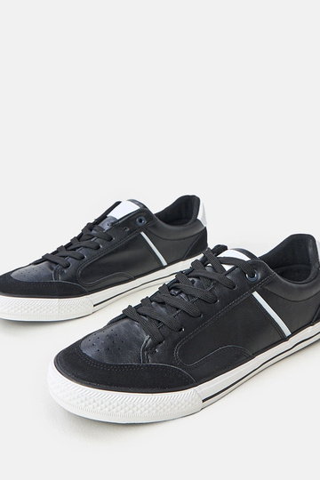 Mustad mehed sportlikud...