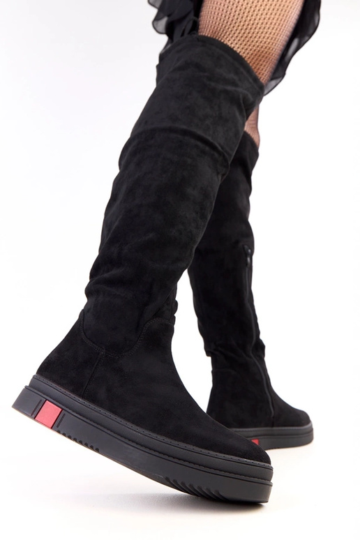 Mustad platvormsaapad Barissa