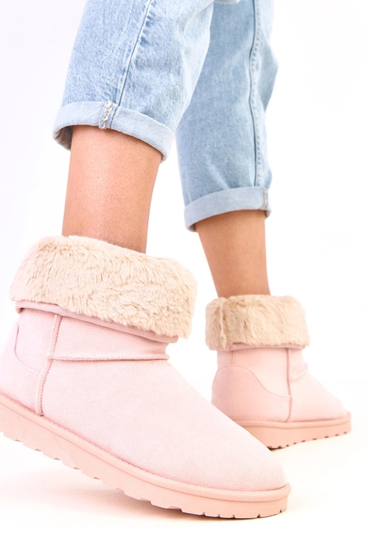 Roosad talvejalanõud karvadega...