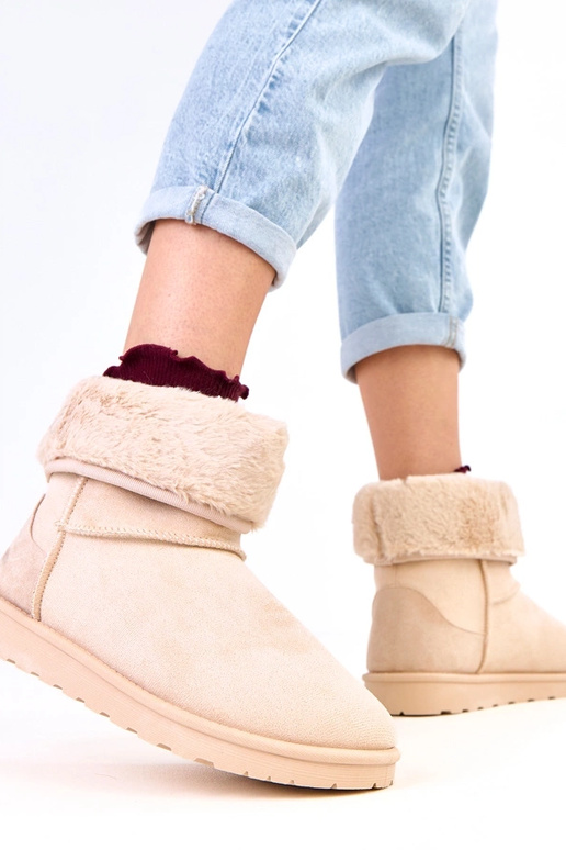 Liivakarva talvejalanõud karvadega...