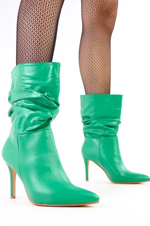 Rohelised saapad kõrge kontsaga...