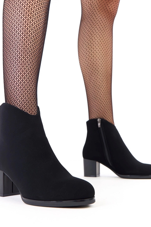 Mustad saapad peene ökoloogilise...