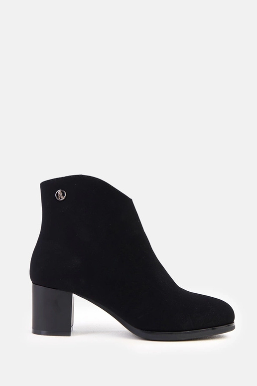 Mustad saapad peene ökoloogilise...