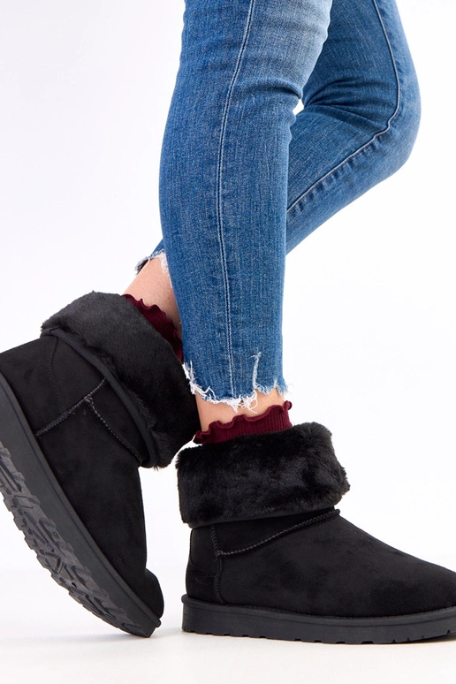 Mustad talvejalatsid karvaga...