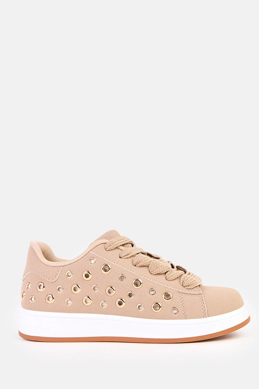 Pruunid spordijalatsid platvormil...