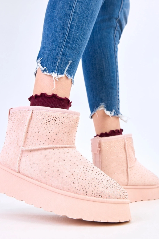 Roosad talvejalatsid tsirkonitega...