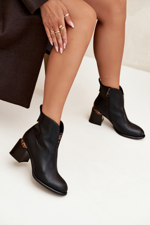 Nahkased naiste saapad, Vinceza 66811, must värv Nahkased naiste saapad, Vinceza 66811, must värv