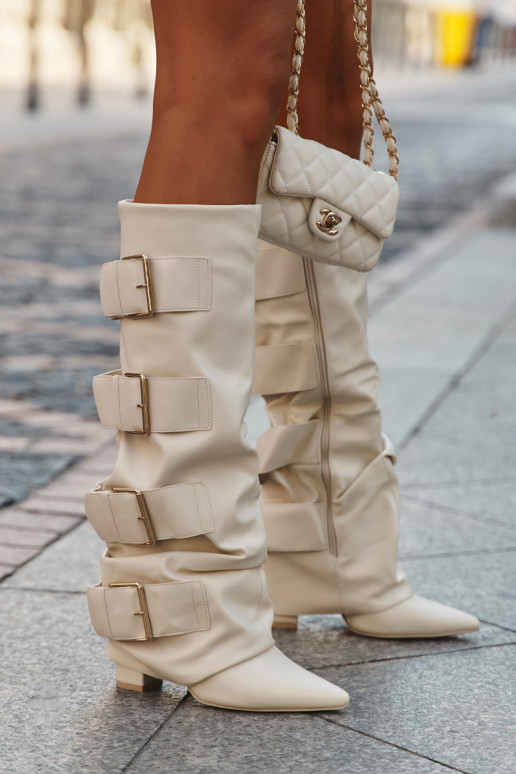 Naiste pikad saapad kontsaga, õmmeldud sääre ja kuldsete pandlitega elevandiluuvärvi Isavelle