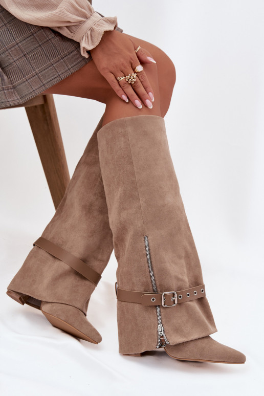 Naiste pikad saapad slip-on mudeliga kontsaga, dekoratiivsete kontsadega beeži värvi Jolivine