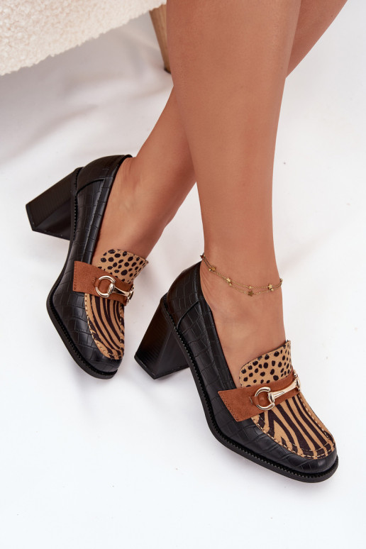 Naistel kõrged kontsad kingad reljeefsete ja kuldsete detailidega, musta ja liiva värvi, Novella Naistel kõrged kontsad kingad reljeefsete ja kuldsete detailidega, musta ja liiva värvi, Novella