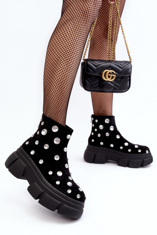 seemisnakhsed voodriga Pealiste poolsaapad kristallidega D&A MR52-205 msuud