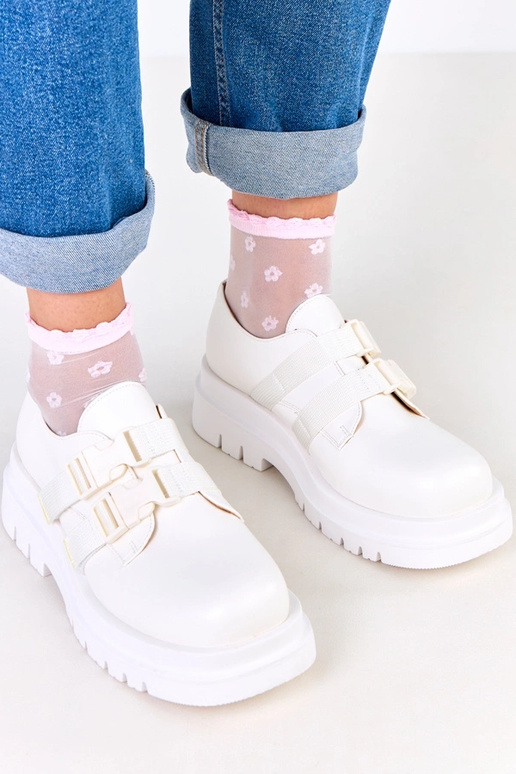 Valged naiste poolsaapad platvormiga...