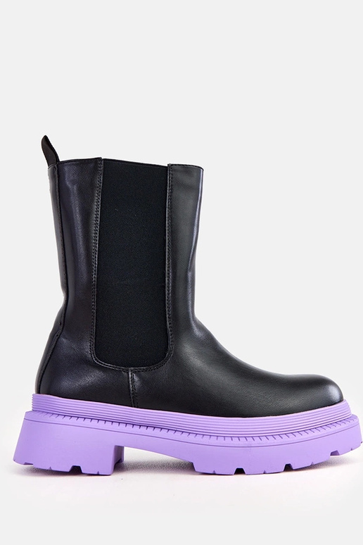 Mustad saapad violetse tallaga Fortley