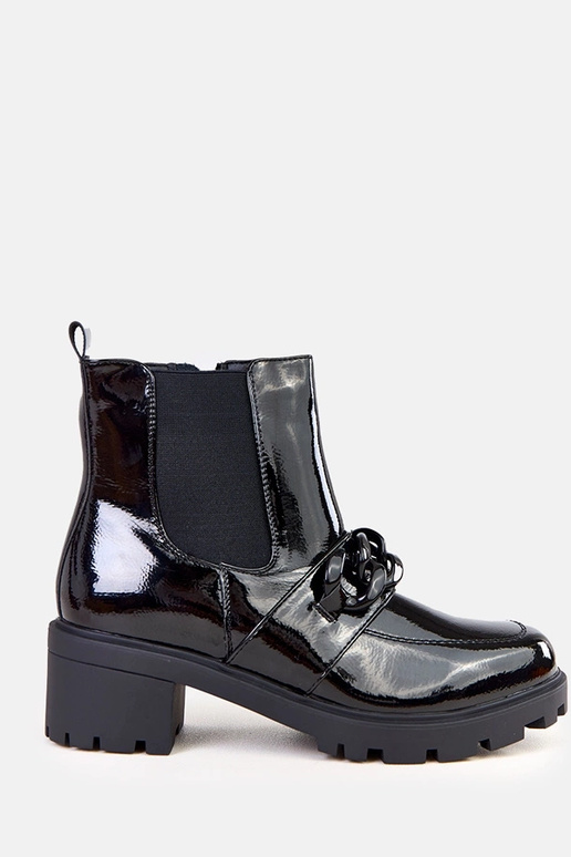 Mustad lakknahast saapad ahelaga Sentley