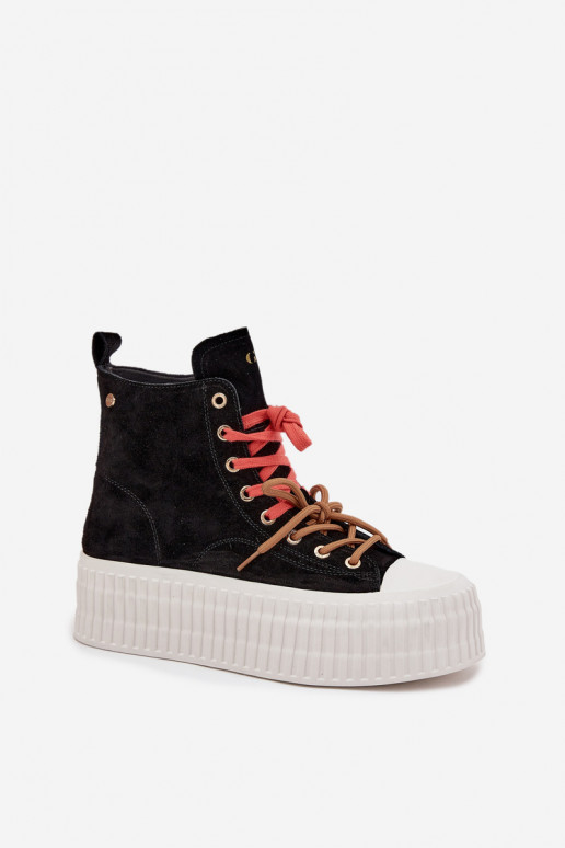 seemisnakhsed voodriga naiste saapad platvormiga GOE SS2N4046 msuud