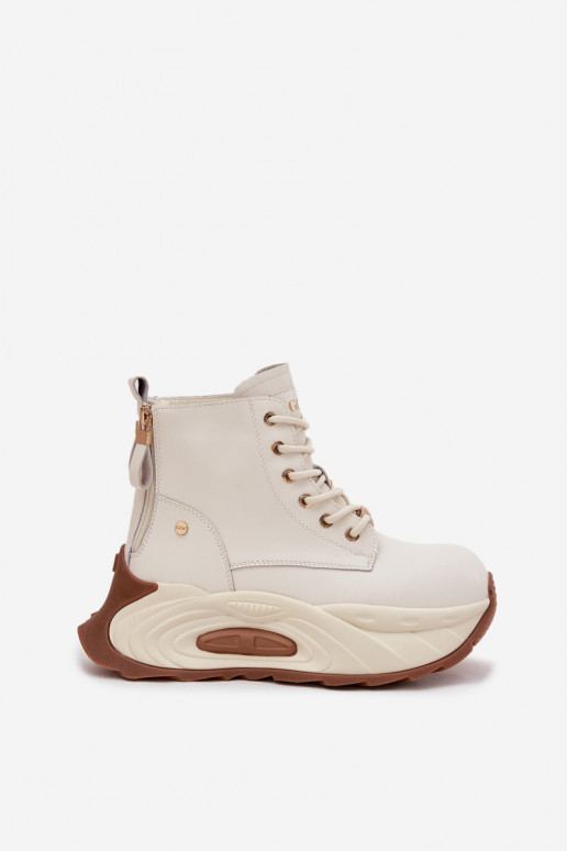 Pealhk voodriga Pealiste poolsaapad platvormiga GOE SS2N4300 Elevandiluu värvi