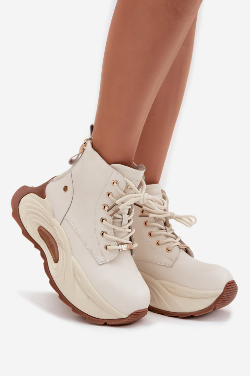 Pealhk voodriga Pealiste poolsaapad platvormiga GOE SS2N4300 Elevandiluu värvi