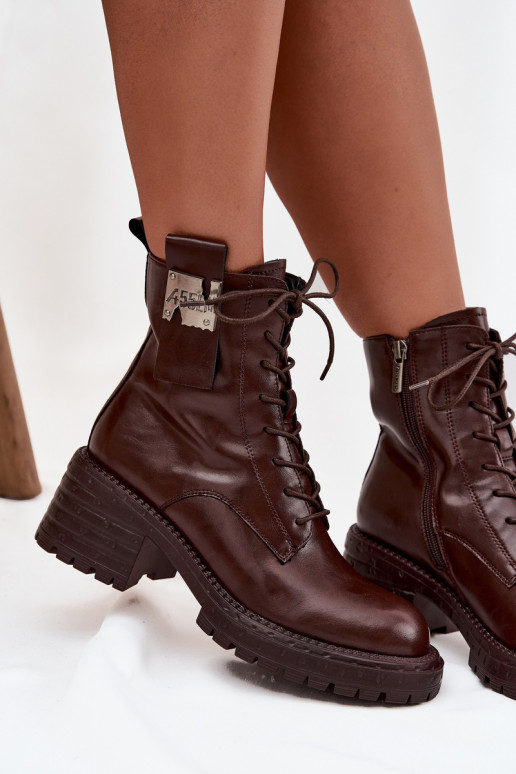 Pealhk saapad Pealiste omad Klockis Koos Ornate Detalem Artiker 57C0213 pruunid värvi