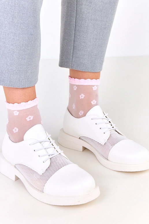 Valged naiste poolsaapad võrgu...