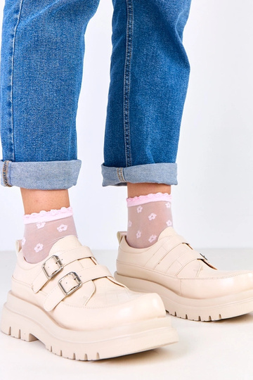 Kreemja värvi poolsaapad...