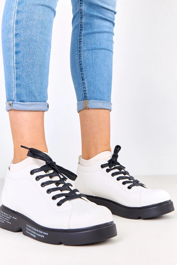 Balti poolsaapad mustriga... 2