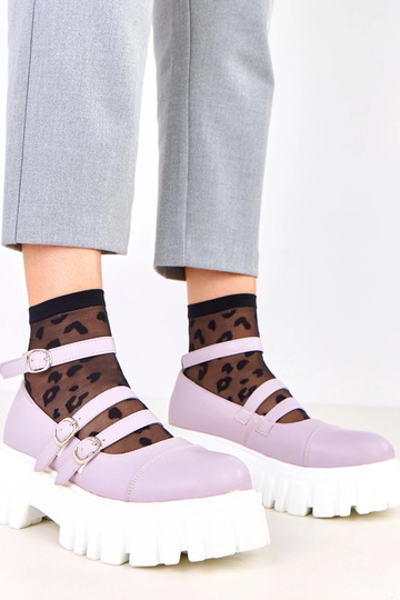 Lillat poolsaapad... 2