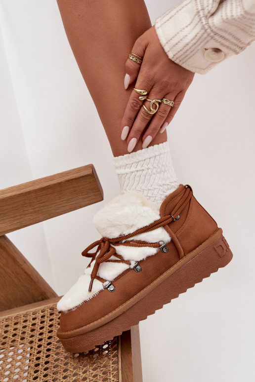 Sellel ondal nööpidega lumesaapad platvormiga karusnahaga D.Franklin DFSH370011 pruunid värvi