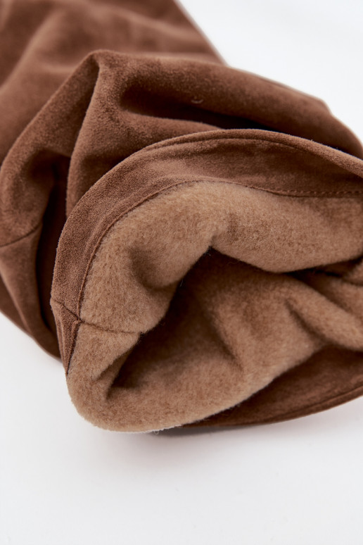 Kortsus pika säärega saapadPealturalnego seemisnakhsedu kõrge jämeda kontsaga voodriga Zazoo 4228 pruunid värvi