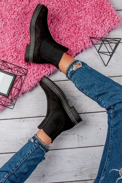 msuud naiste poolsaapad