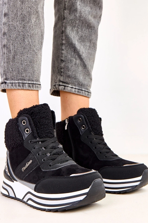 Mirasen mustad soojad spordijalatsid...