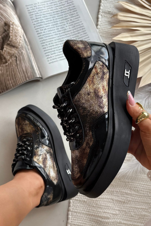 Nahast naiste sidumisjalatsid platvormiga Artiker 57C2042, must ja kuld