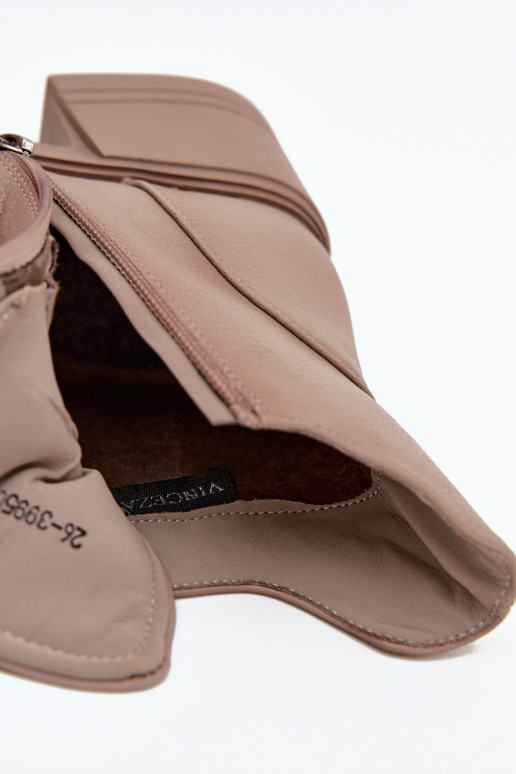 Naiste naturaalsest nahast saapad klotsikestega, soojustatud, Vinceza 39950 beeži värvi