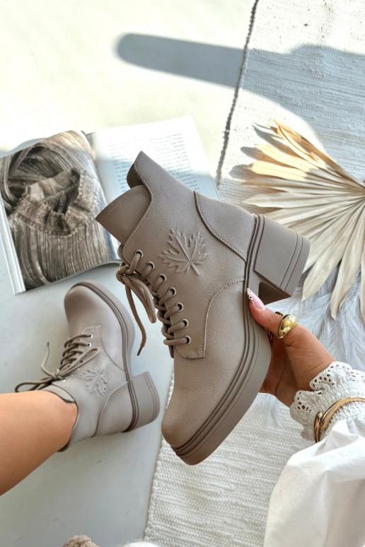 Naiste naturaalsest nahast saapad klotsikestega, soojustatud, Vinceza 39950 beeži värvi