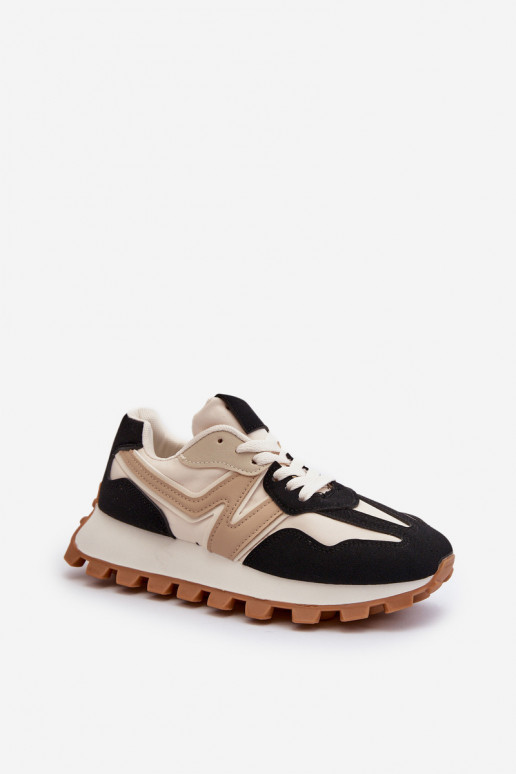 Sneakers tüüpi jalanõud spordijalatsid Pealiste omad msuud Kalelia