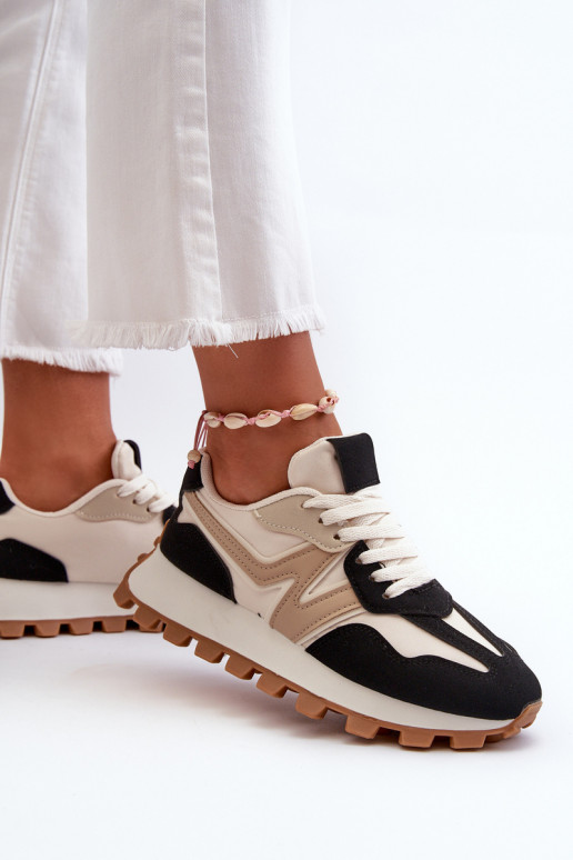 Sneakers tüüpi jalanõud spordijalatsid Pealiste omad msuud Kalelia