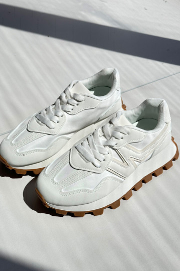 Sneakers tüüpi jalanõud spordijalatsid Pealiste omad valget värvi Kalelia 2