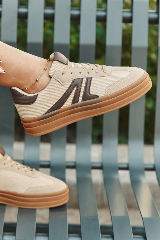 Naisteline sametist spordistiilis jalanõud platvormiga, liivavärv Corynelle