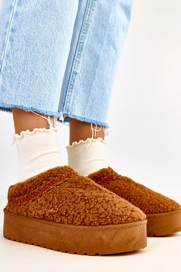 Pruunid madalad lume saapad...