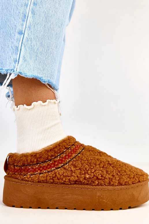 Pruunid madalad lume saapad...