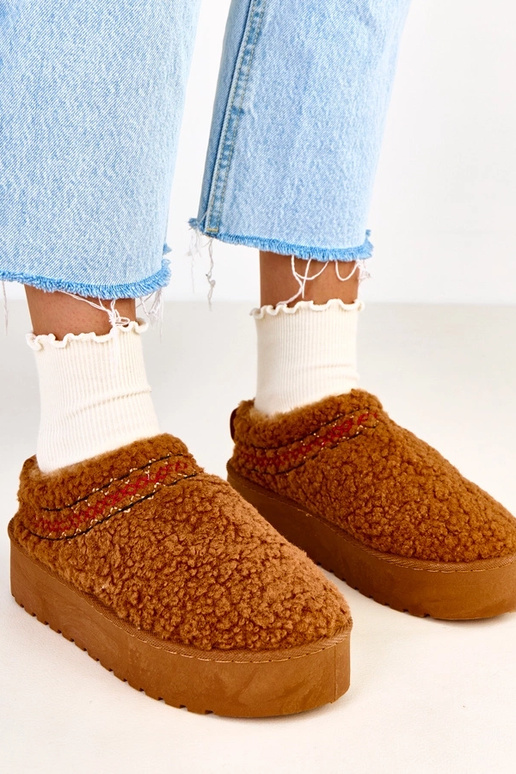 Pruunid madalad lume saapad...