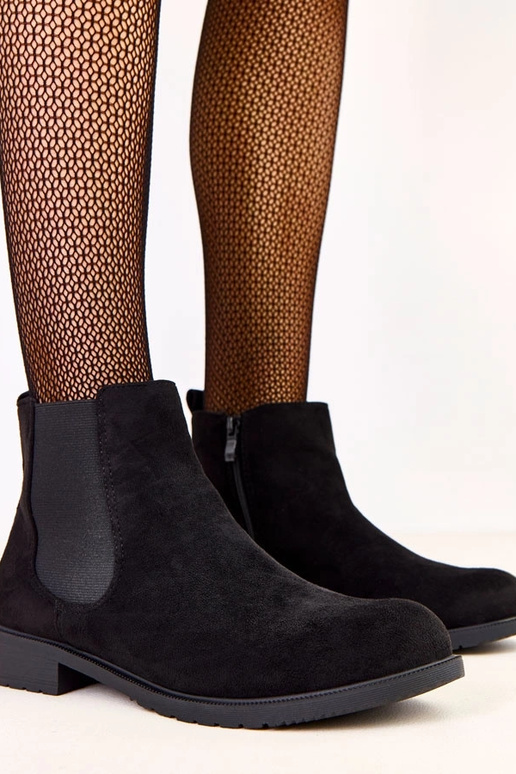 Mustad madalapoolsed saapad elastse...