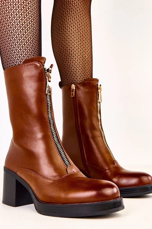 Pruunid kontsasaapad dekoratiivse...