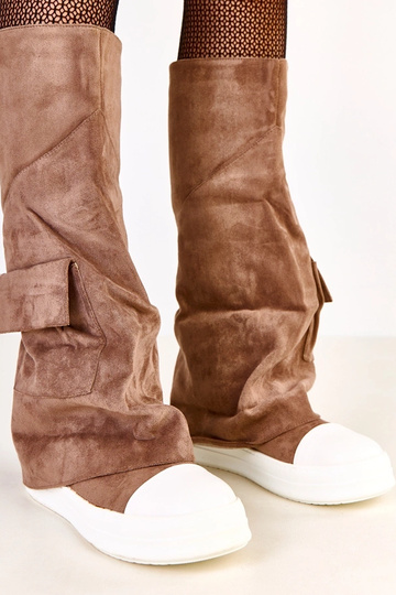 Pruunid pikad saapad... 2